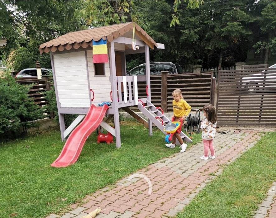 Căsuță -loc de joacă