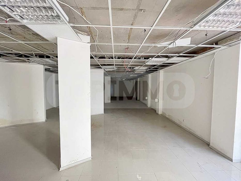 Магазин на крайбрежната алея в Балчик