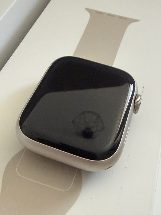 Apple Watch Seria 7 45mm GPS