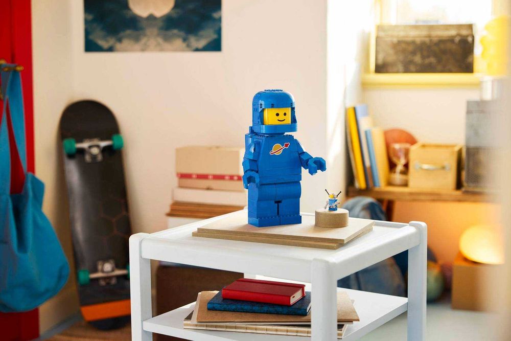 LEGO: Увеличенная минифигурка космонафта (40921)