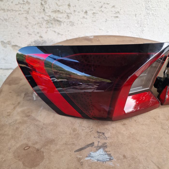 BMW X 1 full led 2024 ляв и десен стоп +ляв вътрешен