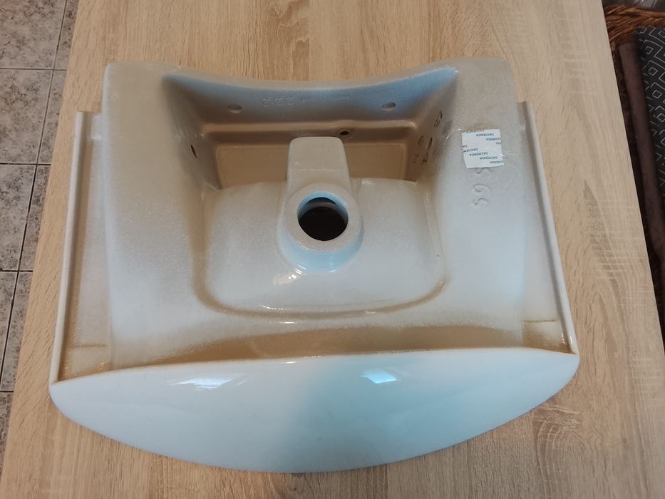 Шкаф за баня водоустойчив шкаф с умивалник за баня