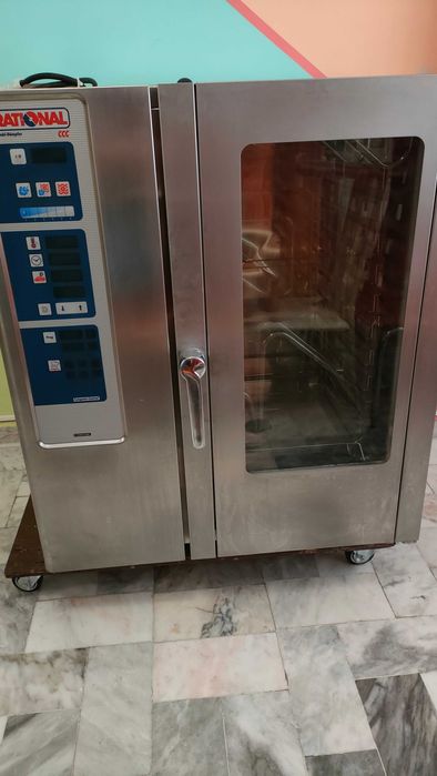 Конвектомат RATIONAL CCC трифазен за 10 тави. Работеща и запазена машина. Продава се поради покупка на нов модел.