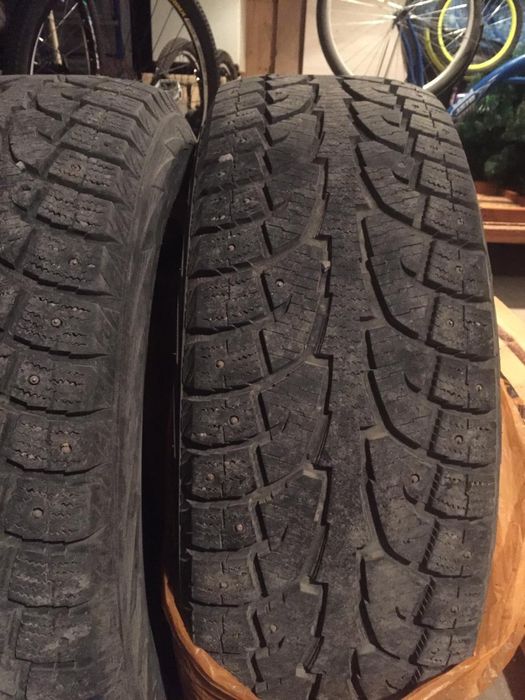 Продаю б/у шины зимние