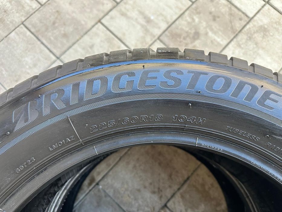 Anvelope / cauciucuri iarna 225/60/18 Brigestone Blizzak RFT DOT2022