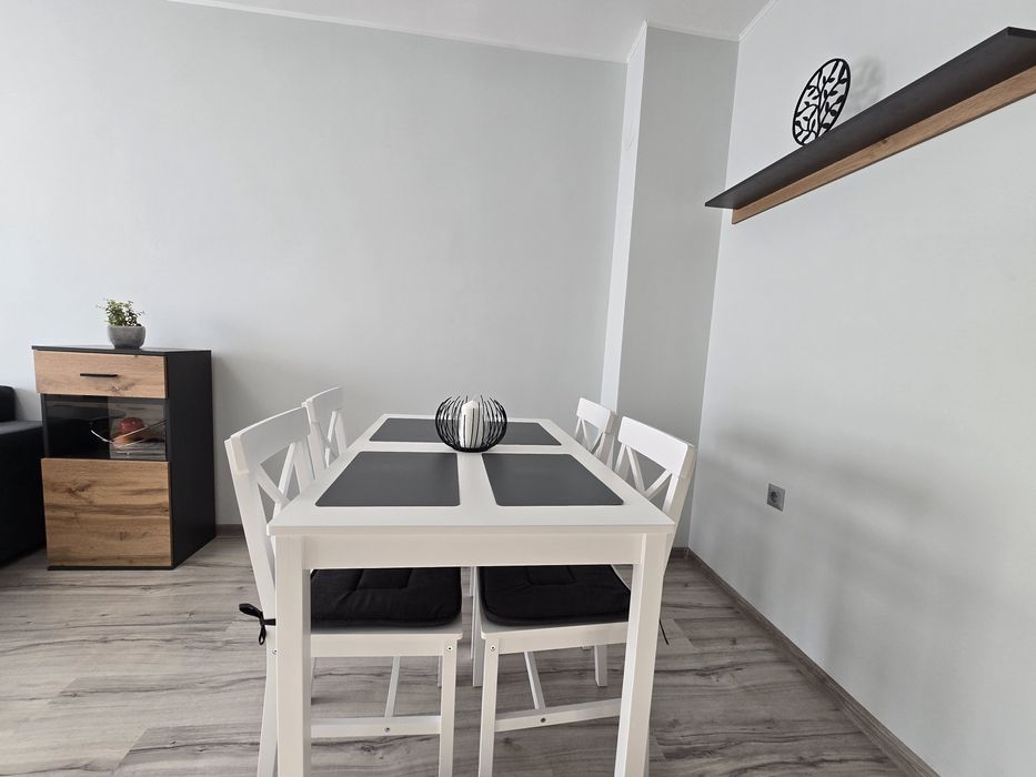 Дава се под наем Двустаен апартамент в Бургас, Сарафово - 68 кв.м за 382.5 € - Снимка #3