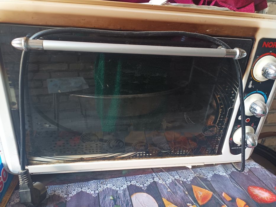 Продаётся электронная печь. В хорошем состоянии