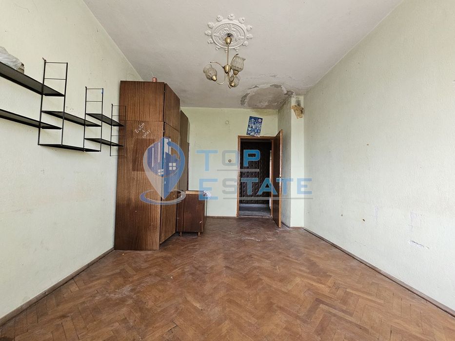 Продава се Четиристаен апартамент в Полски Тръмбеш - 142 кв.м за 293 €/кв.м - Снимка #4