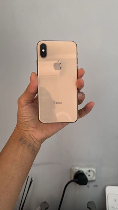 Продам Iphone XS 256 gb