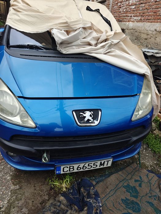 Пежо 1007 Peugeot 1.4hdi