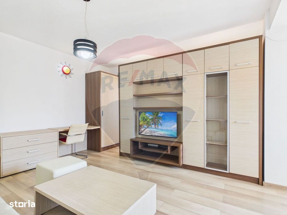 Garsoniera studio de vanzare, centrala proprie, zona Valea Ialomitei