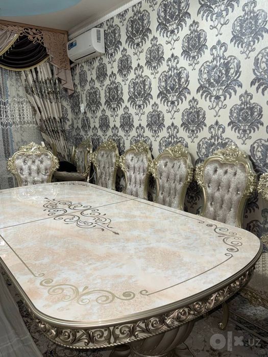 ustol ustul yangi xechqayerga xechnarsa qilmagan toza turipti