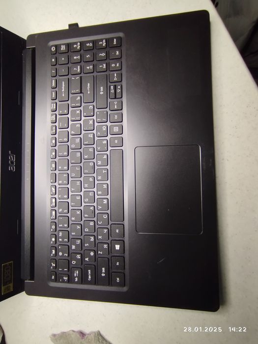 Ноутбук Acer aspire 3