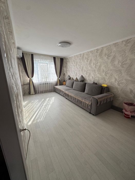 Продам квартиру 3-х комн