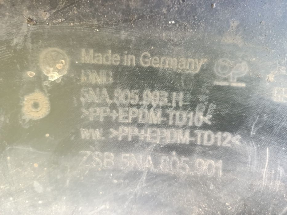 Spoiler Inferior /Fusta Bara Fata VW Tiguan /T-Roc/Touareg