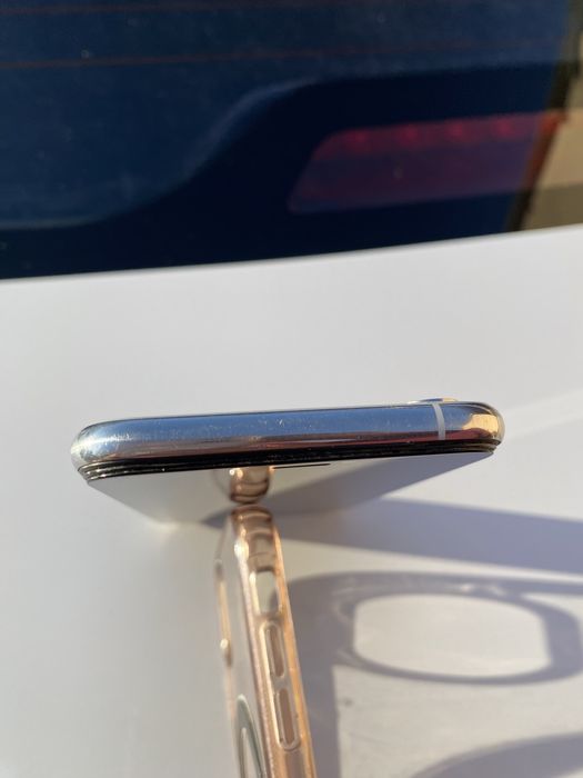 Iphone xs  xotira 256 talik holati yaxshi