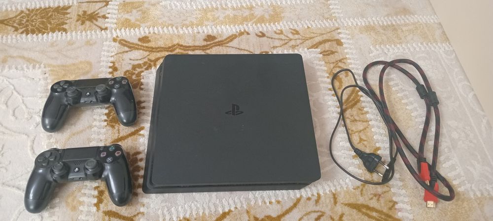 PlayStation 4, саудасы бар