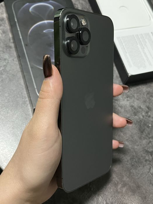 Продам iphone 12Pro Max