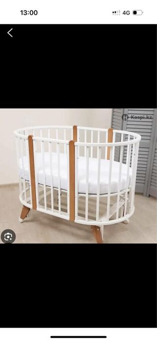 Стеллаж,манеж,ковер,сушка и игрушки