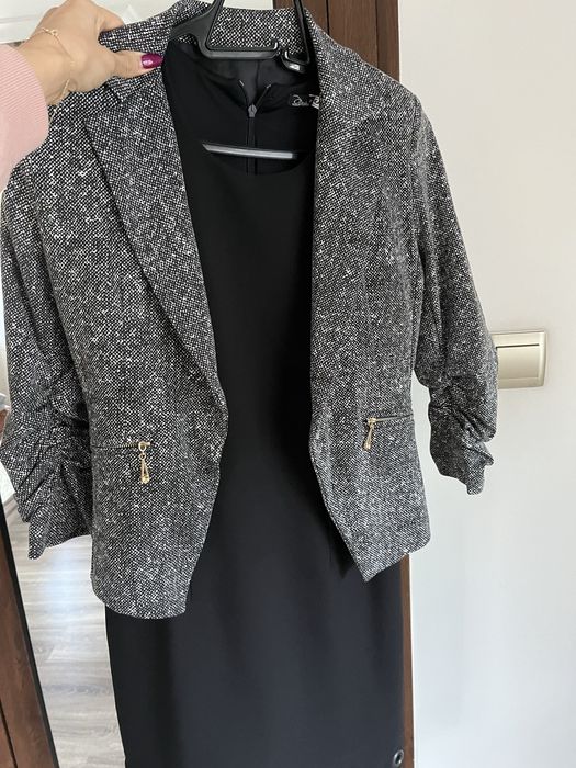 Рокля и сако