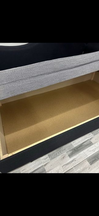 Canapea extensibilă 2m/2,închisă de 1m ,deschisă 2/2,făcută la comandă