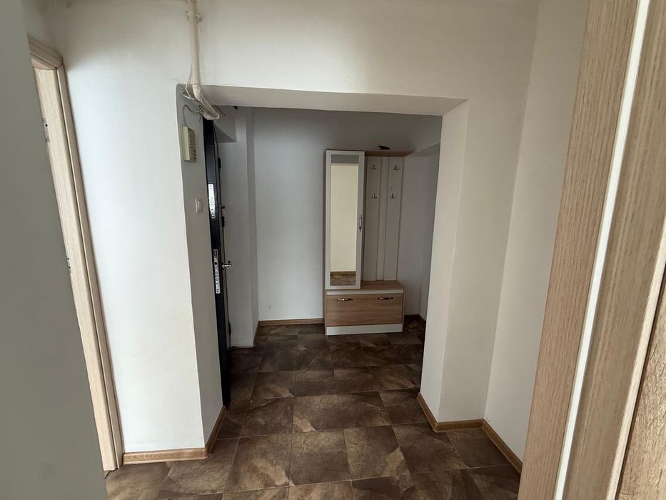 Inchiriez apartament 2 camere ultracentral Targoviste
