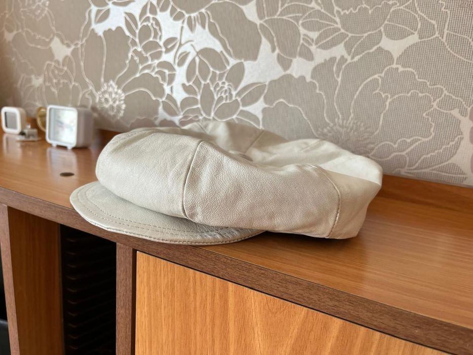 Продам кепка ретро восьмиклинка (кожа)