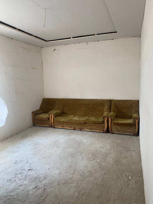 Hovli sotiladi manzil yangi bog'