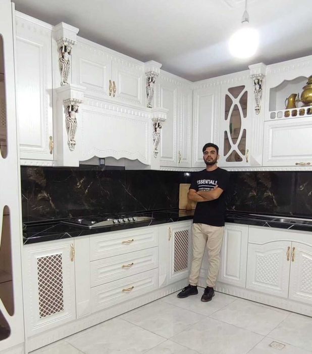 Oshhona mebeli neoklassika