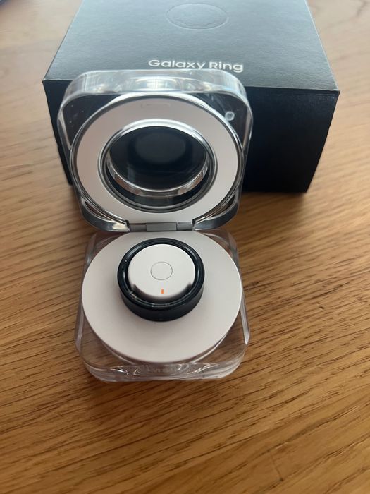 Samsung ring black