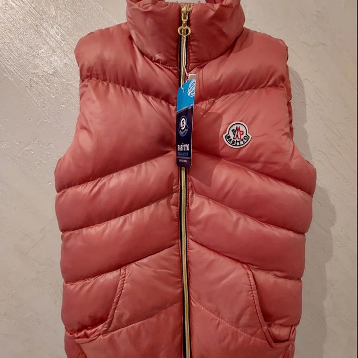 Безрукавки для девочек