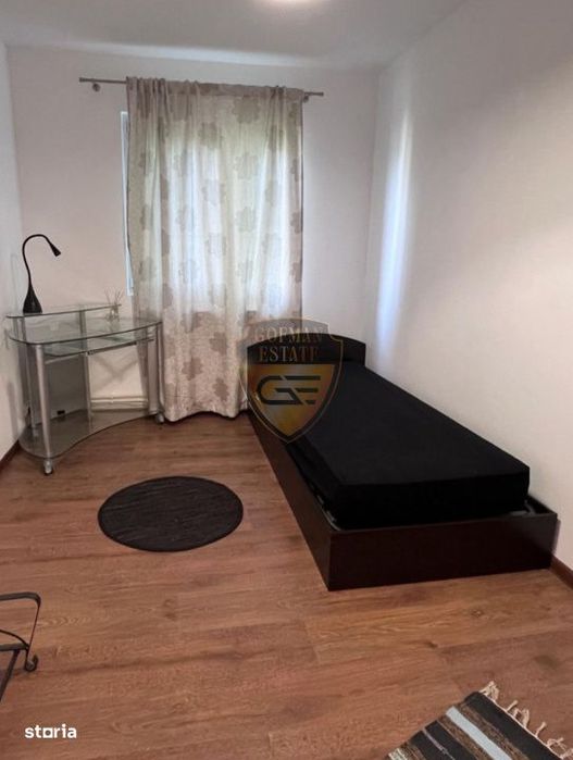 Apartament 3 camere, balcon inchis, KM 4-5, etaj 4 din 5, posibilitate