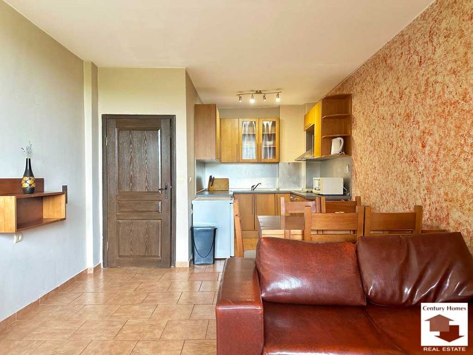 Продава се Двустаен апартамент в с. Арбанаси, Област Велико Търново - 65 кв.м за 1770 €/кв.м - Снимка #2