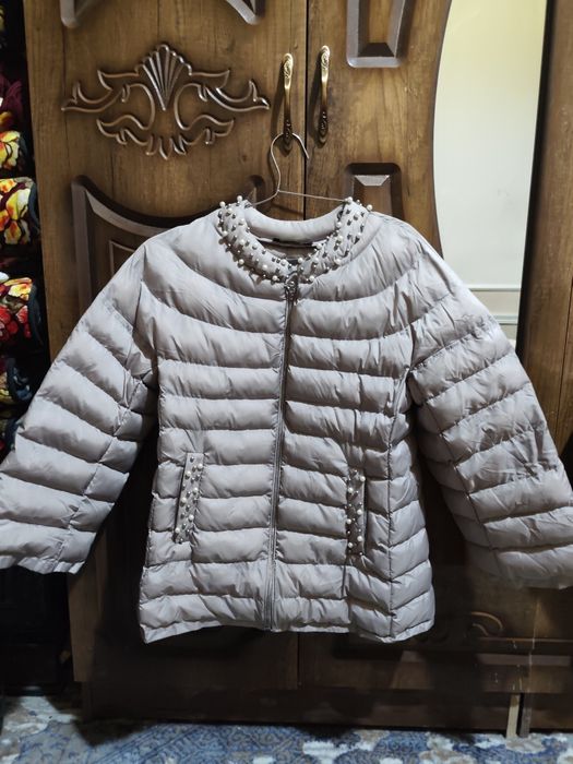 Kurtka, qishki 1 marta kiyilgan