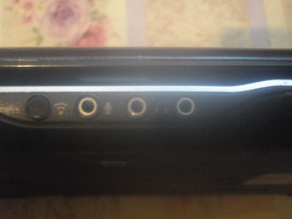 15,4" Лаптоп HP Pavilion DV6500-ОТЛИЧЕН-RAM 3GB/Intel Core Duo/Без HDD