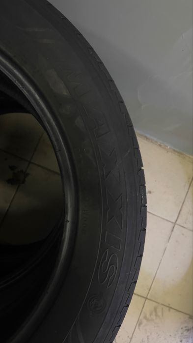 Продам резину 225/55/18 летние
