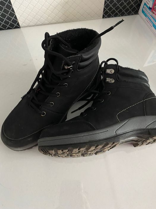 Детски гуменки нови