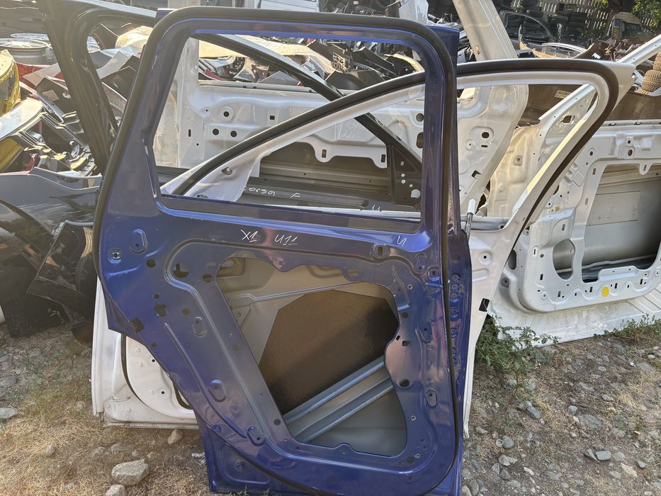 Врата BMW X1 U11