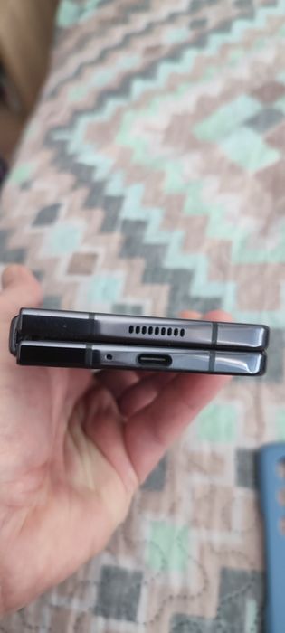 Samsung galaxy Z fold 5 512gb