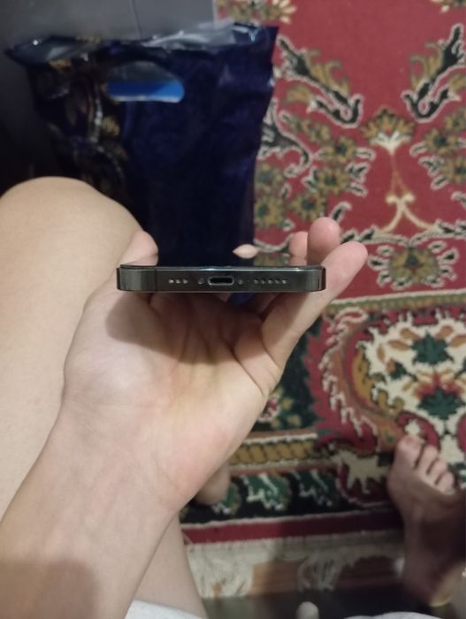 Продаю iphone 13 pro графитовый цвет
