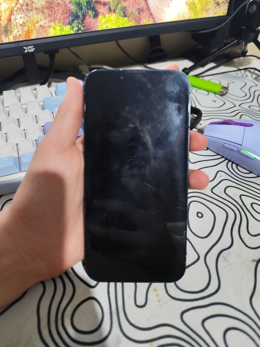 Продам айфон 13 128гб