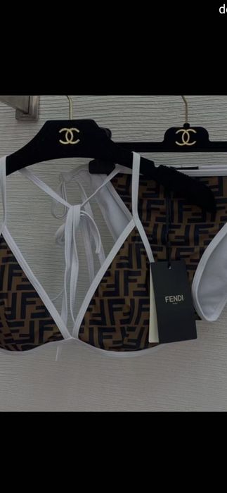 Costume de baie Fen*di, model 2026, preț fix, 10 ron prin posta romana