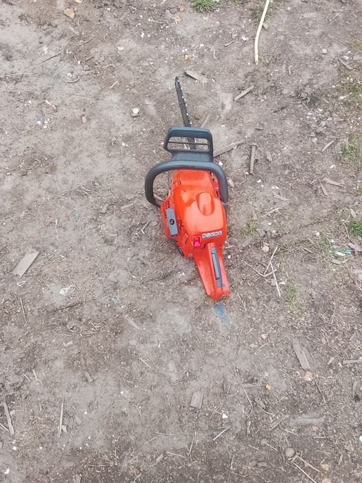 Drujbă Husqvarna