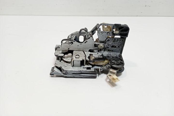 Broasca stanga spate Dacia Logan a 2-a generatie (facelift) seria