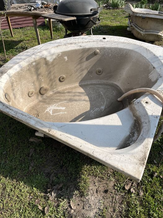 Жакузи отдам даром 2 штуки