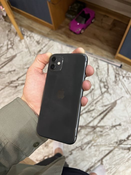 Продам Iphone 11
