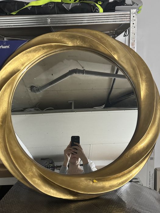 Oglinda de perete aurie