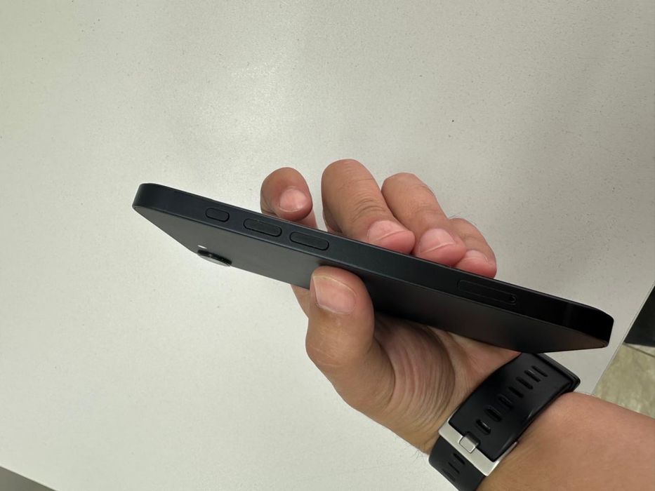 iPhone 17e 256 Gb в идеальном состоянии