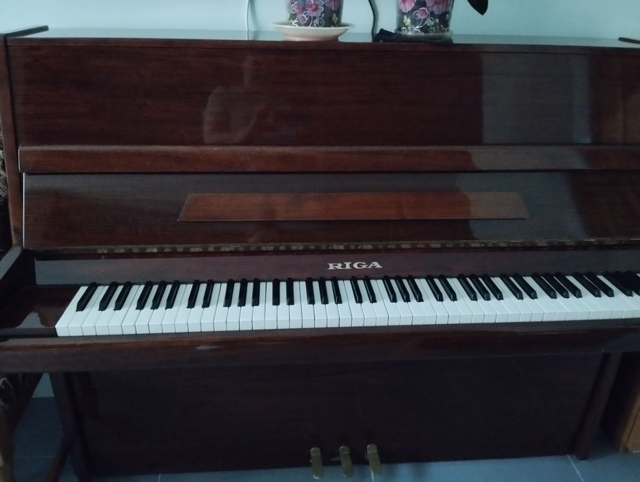 Продам фортепиано