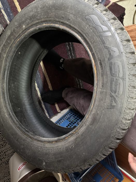 Продавам 4 бр. зимни гуми